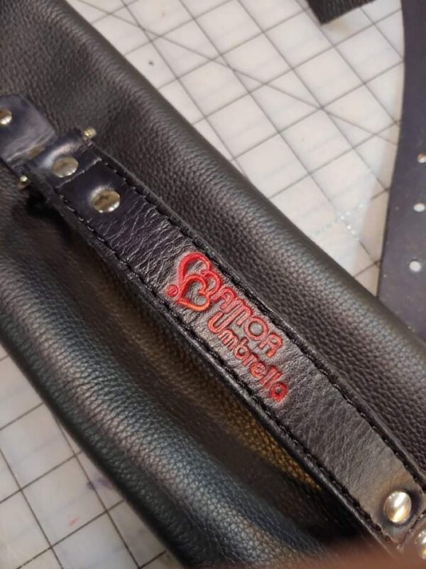 AMOR Black Leather Travel Carrier TM