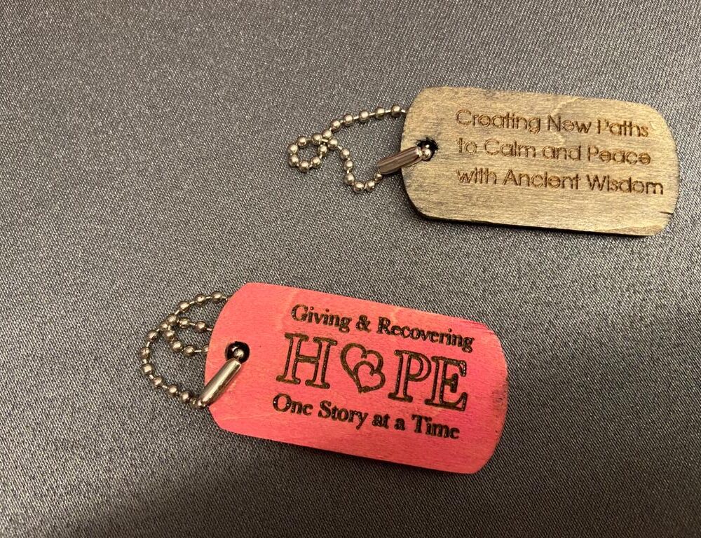 mil dog tag pink and tan wooden tag set back Collective set AMOR umbrella & Etnia Fusion Wooden Dog Tag